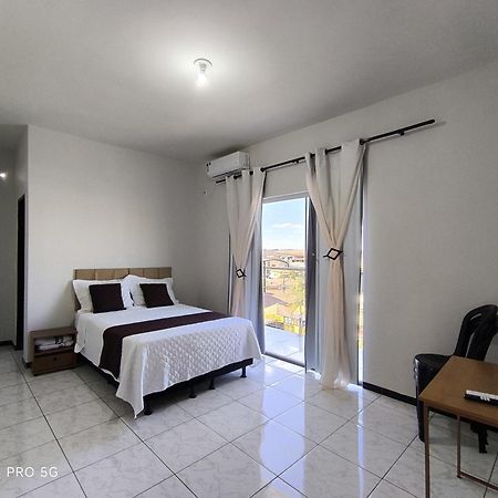 Hotel Almeida Correntina Екстериор снимка